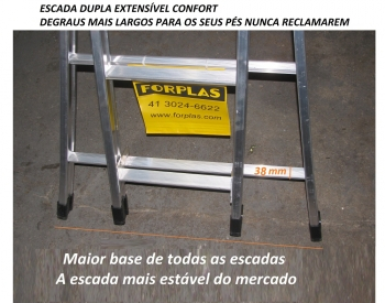 STC032, Escada de um lance com piso superior, 003899